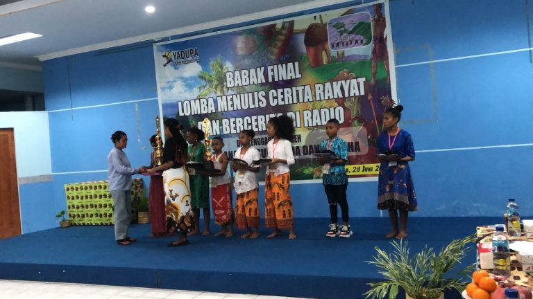 Lomba Menulis Cerita Rakyat dan Bercerita di Radio oleh YADUPA dan GEMPHA